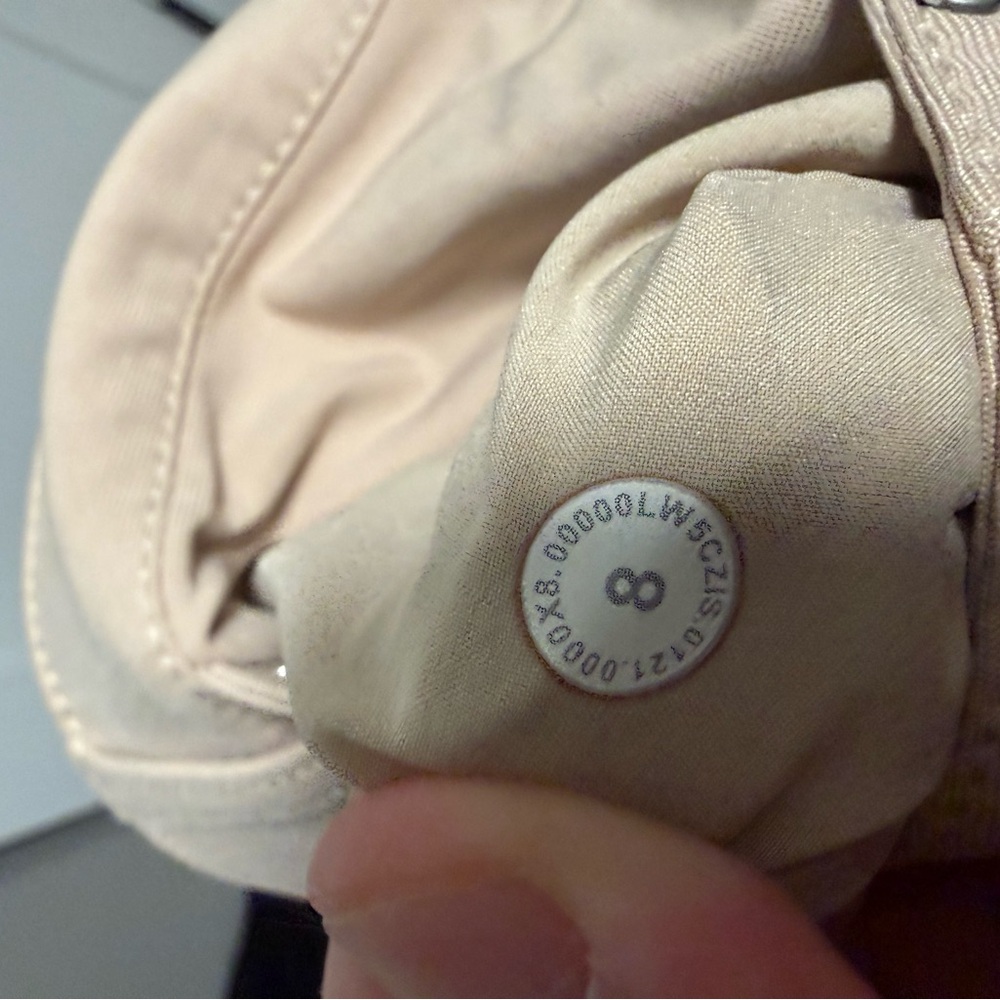 Lululemon City Sleek 5 Pocket 7/8 Pant
Cafe Au Lait size 8 - Picture 7 of 7
